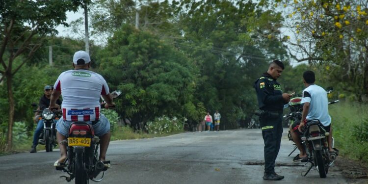Policía analiza veracidad de panfleto amenazante atribuido a ‘Los Costeños’ relacionado con actividades políticas en Baranoa