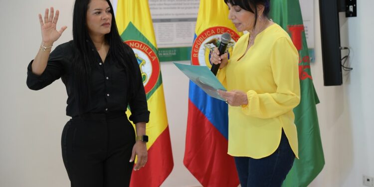 Se posesionó Prince Torres como nueva representante de los profesores ante la Sala General de Unisimón