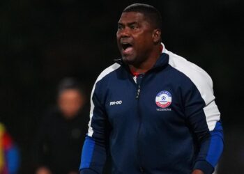 cinco despedidos y varios en la cuerda floja