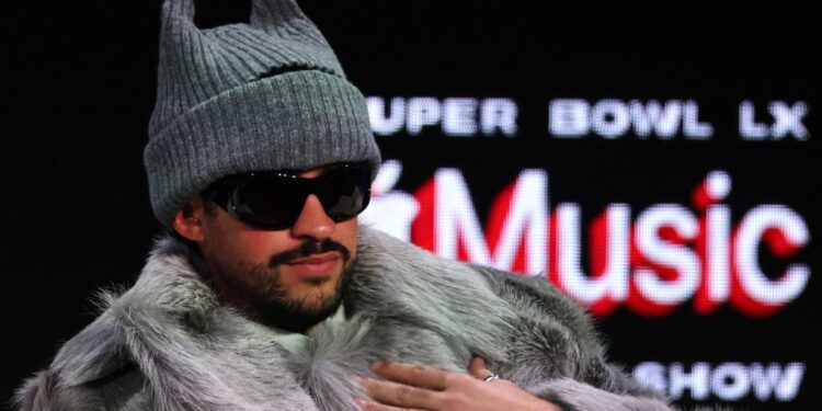 ¿Cuánto ganará Bad Bunny por su presentación en el Super Bowl?