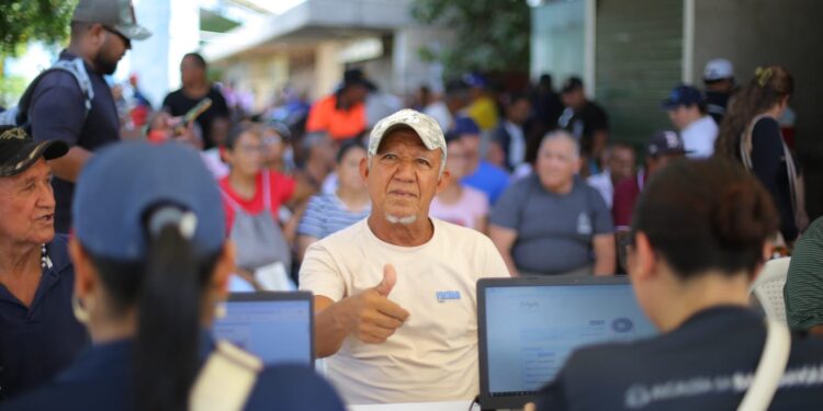 386 adultos mayores son los nuevos beneficiarios del subsidio distrital en Barranquilla