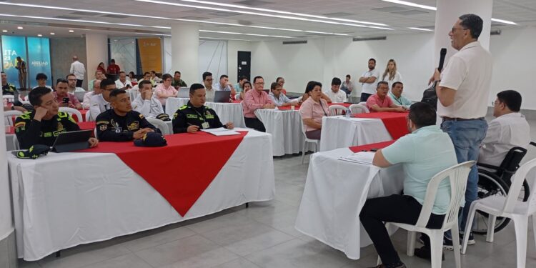 ACTORES ELECTORALES DESTACARON PAPEL DEL CNE EN ELECCIONES LEGISLATIVAS