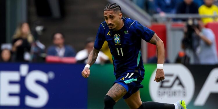 Barcelona confirma que Raphinha estará de baja durante cinco semanas