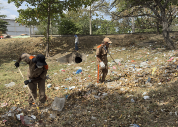Barranquilla Limpia y Linda recibe a 25 personas privadas de la libertad para limpieza y mantenimiento de punto crítico recuperado en la Circunvalar con Cordialidad – Alcaldía de Barranquilla, Distrito Especial, Industrial y Portuario