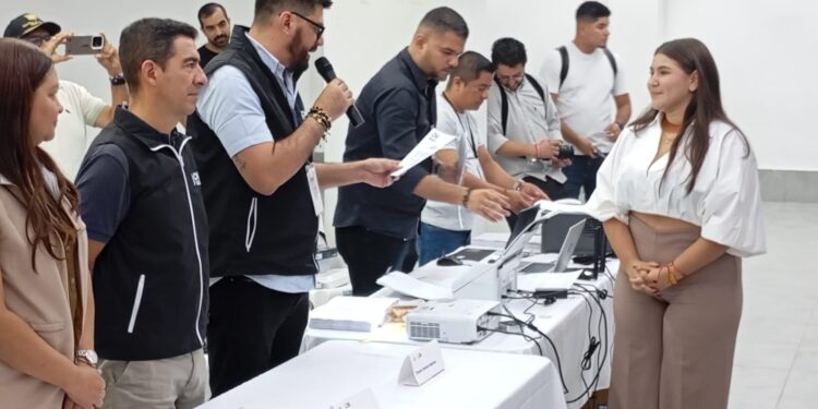 CONSEJO NACIONAL ELECTORAL ENTREGÓ CREDENCIALES A REPRESENTANTES DE LA CÁMARA POR EL ATLÁNTICO