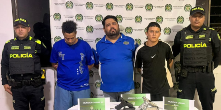 Capturan a tres hombres y aprehenden a dos menores con armas en Repelón