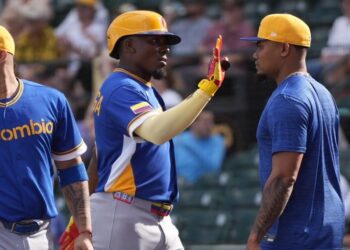 Colombia cayó ante los Piratas, en juego de preparación previo al Clásico Mundial