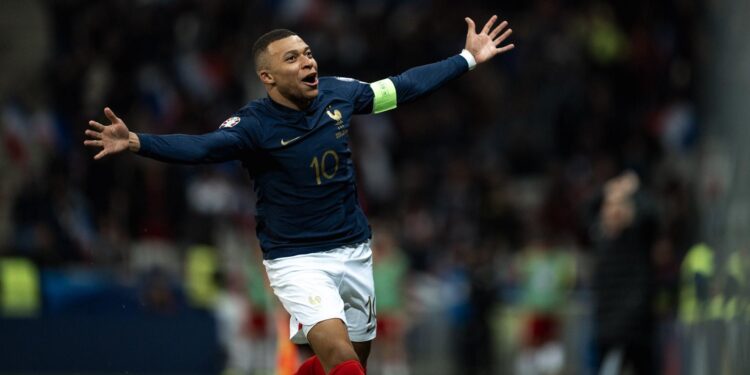 Con Mbappé y Dembélé en nómina, Francia convocó a 26 para enfrentar a Colombia