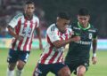 El campeón Junior se derrumba en defensa mientras su DT avisa que va por el título
