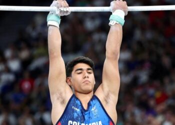 El colombiano Ángel Barajas obtuvo medalla de bronce en la final de barra fija