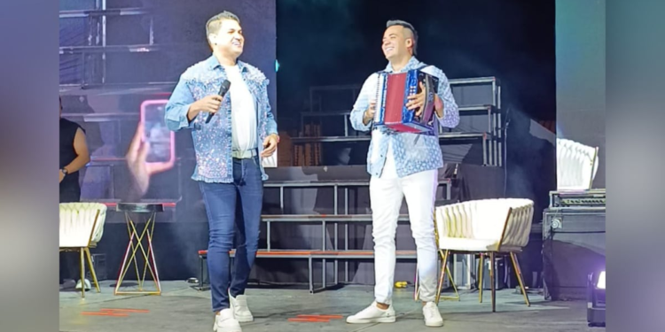 Elder Dayán y Carlos Rueda buscan hacer un vallenato moderno sin salirse de las raíces tradicionales