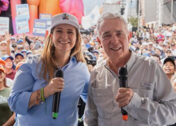 Expresidente Álvaro Uribe se pronuncia sobre una posible alianza entre Paloma Valencia y Abelardo de la Espriella
