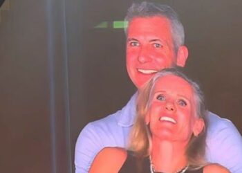 Habla la mujer expuesta en kisscam del concierto de Coldplay