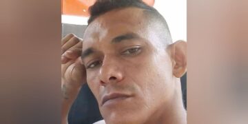 Hombre es asesinado a tiros dentro de su vivienda en el barrio Ferrocarril