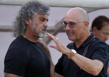 “Necesitamos la actitud que debe tener un equipo campeón”: Alfredo Arias