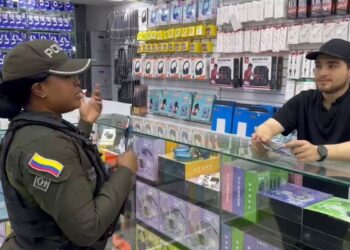 Policía refuerza prevención contra la extorsión en el centro de Barranquilla