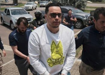 Primicia: familiares de más de 130 víctimas de alias Castor son citados para socializar una posible “rebaja de pena”