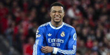 Real Madrid confirmó que Mbappé sufre un esguince en su rodilla izquierda