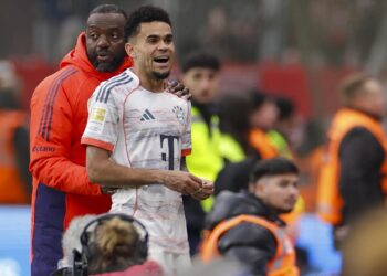 Rechazan recurso del Bayern Múnich para anular suspensión de Luis Díaz