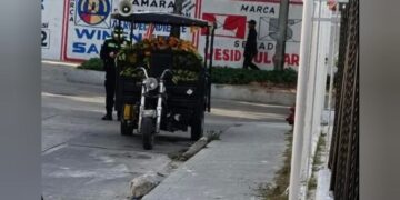 Sicarios en moto asesinan a vendedor de frutas y verduras en El Bosque