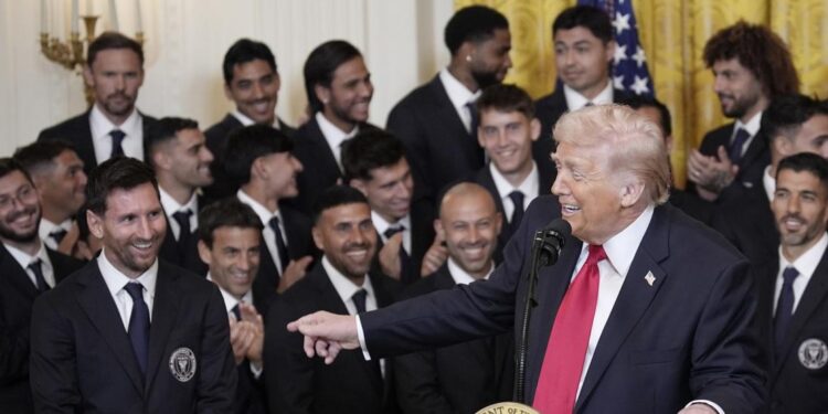 Trump recibió a Messi en la Casa Blanca y le dijo que era mejor que Pelé