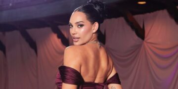 Video | ¿Madres exigentes? Iniciativa de Andrea Valdiri para celebrar quinceaños