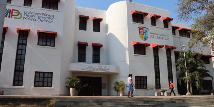 ‘La mujer tiene la palabra’, un encuentro para celebrar la poesía y la creación literaria femenina en el Atlántico