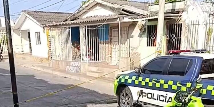 Asesinan a un hombre dentro de una vivienda en el barrio La Sierrita; una menor de 3 años resultó herida en medio del ataque a bala