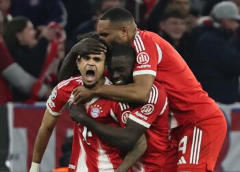 Así narraron en alemán el golazo de Luis Díaz