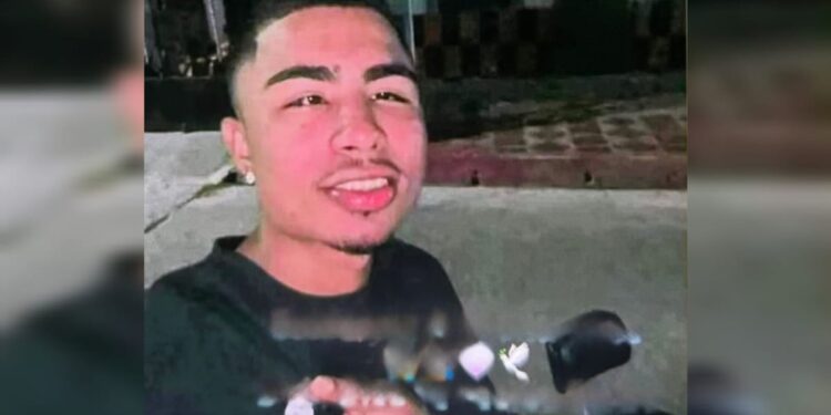 Atacan a tiros a varios jóvenes mientras jugaban en Rebolo: uno de ellos murió