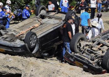 Ataque con explosivos en Colombia deja al menos 20 muertos; ya son 26 atentados en dos días, dicen autoridades