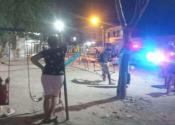 Balean a un joven de 23 años cuando trabajaba dentro de un kiosco en Soledad