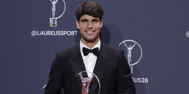 Carlos Alcaraz deja en duda su participación en el Roland Garros