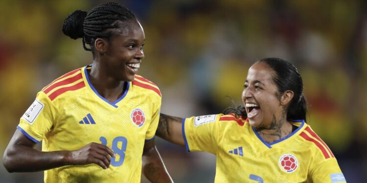 Colombia derrotó a Chile y se encamina hacia el Mundial de Brasil