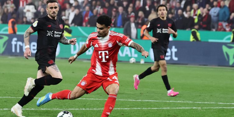 Con goles de Kane y Díaz, el Bayern se metió en la final de la Copa de Alemania