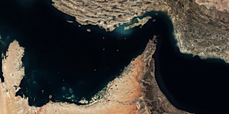 EE. UU. empezará a bloquear el tráfico marítimo en los puertos iraníes este lunes