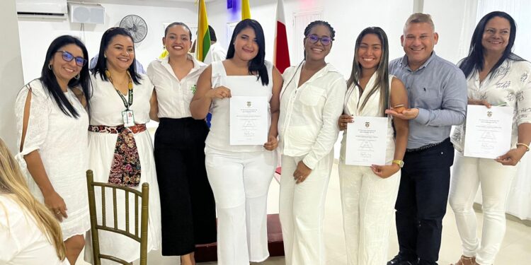 ESE Hospital Local de Malambo fortalece el sistema de salud con la graduación de nuevos auxiliares promotores del SENA
