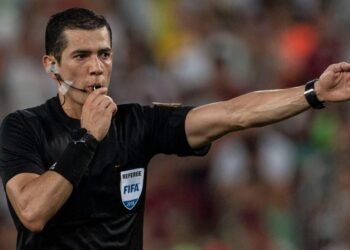 El colombiano Andrés Rojas, en lista de árbitros de la Fifa para el Mundial