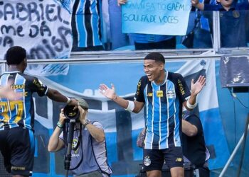 José Enamorado hizo otra asistencia para gol en triunfo de Gremio