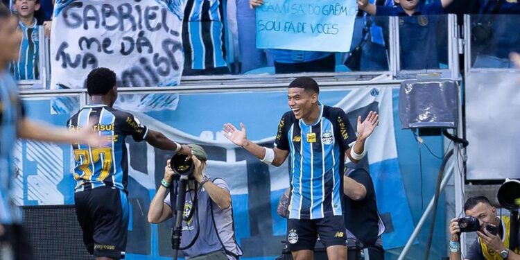 José Enamorado hizo otra asistencia para gol en triunfo de Gremio