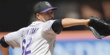 José Quintana logró su primera victoria de la temporada con los Rockies
