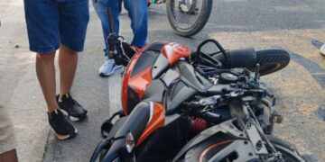 Peatón muere arrollado por motocicleta en la calle 30 a la altura del colegio Inem