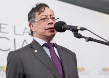 Petro acusó a Ecuador de “buscar bandidos” que lo acusen para que siga en la Lista OFAC
