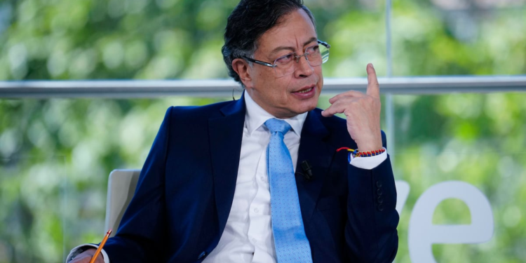 Petro asegura que “Latinoamérica podría rebelarse si Estados Unidos no reconsidera su política en la región”