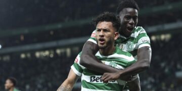 Tras ocho partidos en blanco, Luis Suárez volvió al gol con el Sporting