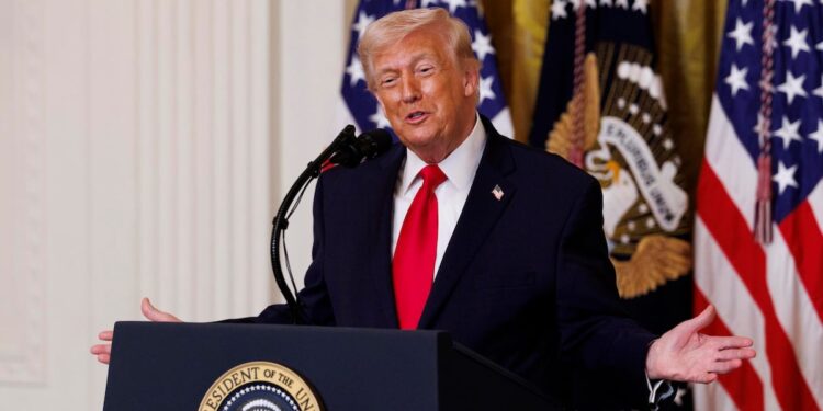 Trump aceptó suspender los bombardeos y ataques contra Irán durante dos semanas: habrá un “alto el fuego bilateral”