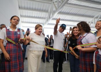 ¡Más de 1.400 estudiantes de la IED María Inmaculada almorzaron sabroso en su nueva cocina