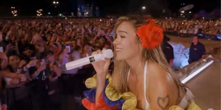 ¿Cuánto habría ganado Karol G por su show en Coachella?