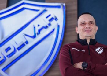 Alejandro Restrepo llega a tratar de devolverle la ilusión al Bolívar de La Paz