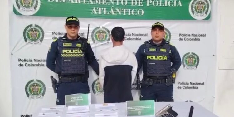 Aprehenden a adolescente señalado de extorsionar en una tienda en Palmar de Varela